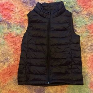 Amazon essentials Navy blue vest 💙